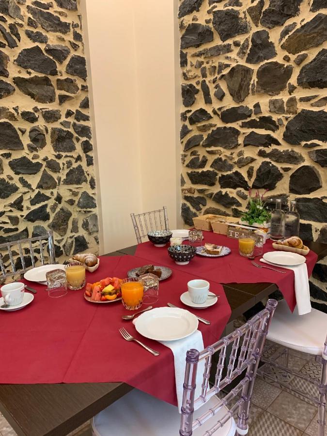 La Tenuta Di Trimalcione Pofi Buitenkant foto