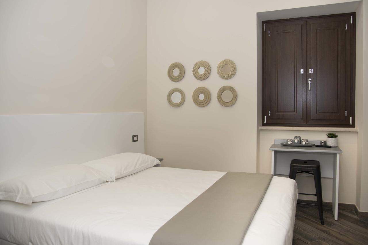 La Tenuta Di Trimalcione Pofi Buitenkant foto